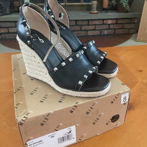 Black Heels Sandals Like New - Picture 1 of 3